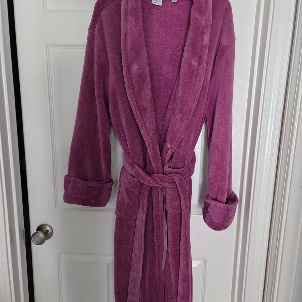 Sonoma Plush Pink Bathrobe